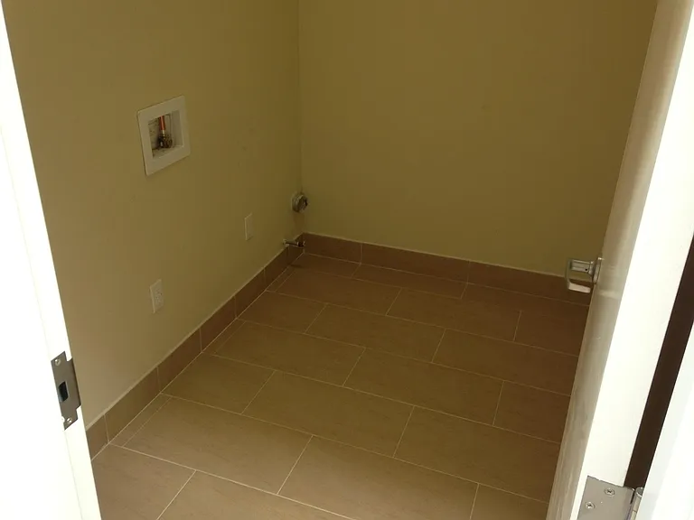 1130 65th St #1 — Photo 3