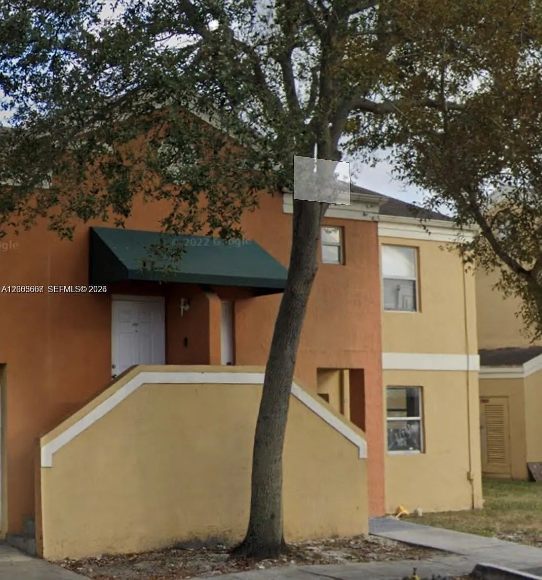 Villas At Circles Edge Co — Photo 1