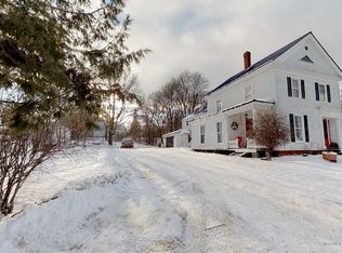 1 Peace St, Calais, ME 04619