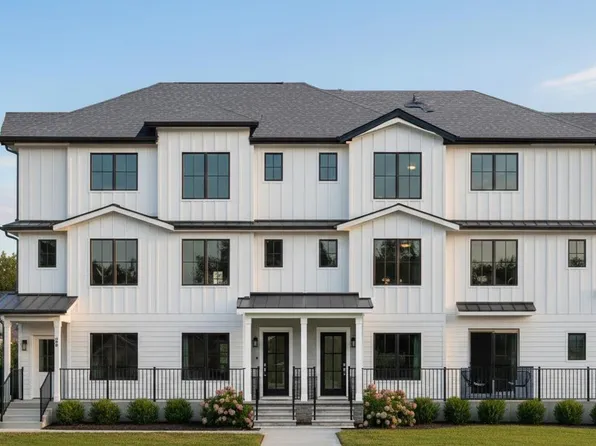 14807 80th Ave NW, Edmonton, AB T5R 3K8