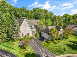 15 Stableside Rd N, Toledo, OH 43615