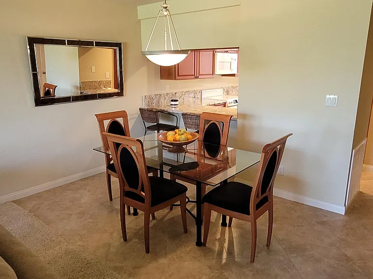 93 Marbella Dr — Photo 6