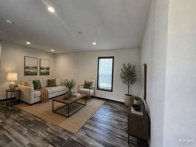 361 Brutus Dr #340 — Photo 2