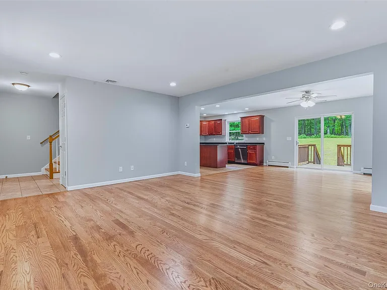 735 Milton Tpke #2 — Photo 5