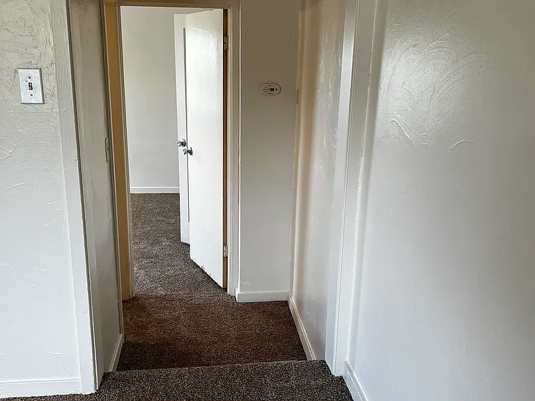 840 E 1st Ave #3 — Photo 7