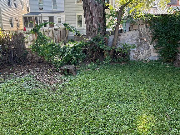 3rd image of 11 S Dove Street