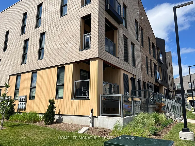 16 Urbane Blvd — Photo 1