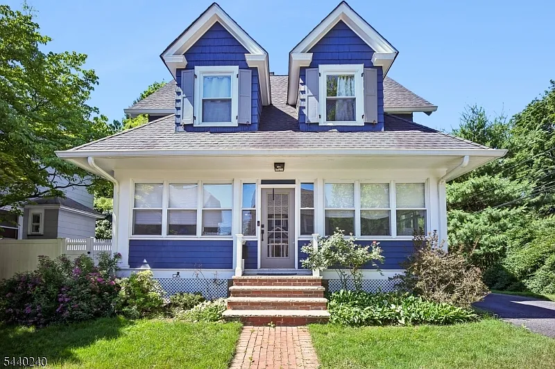 5 bed, 4.0 bath, $8,495 — Photo 2