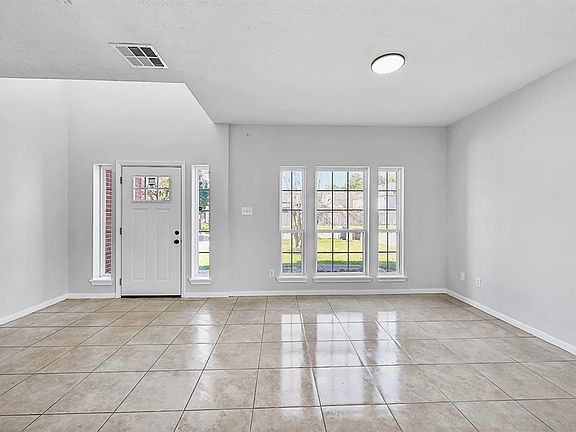 3rd image of 6318 Horsepen Bayou Drive