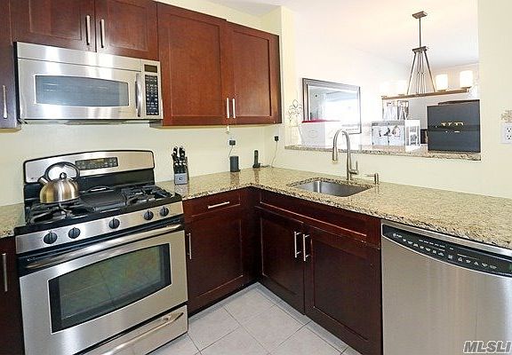 2nd image of 130 Post Ave APT 419
