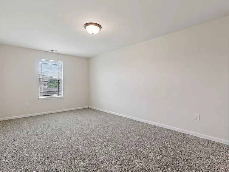Nicholas Place Apartments — Photo 80