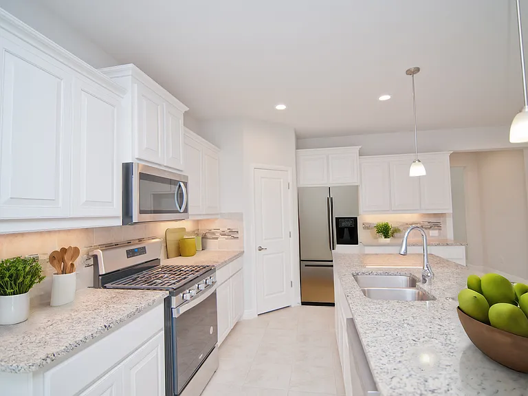 1021 Gillespie Dr — Photo 7