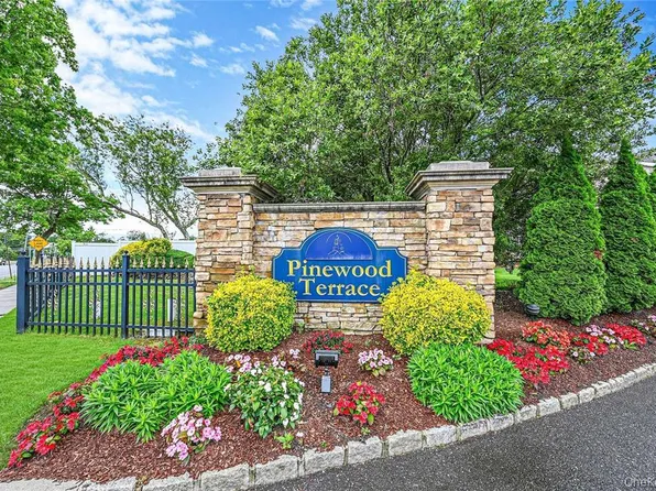 5 Terrace Lane, Patchogue, NY 11772