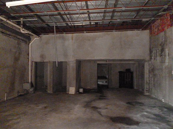 2nd image of 608 Calle Bolivar