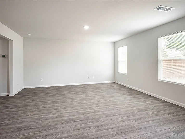 7352 Tin Star Dr — Photo 5