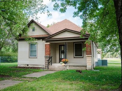 1301 Clark Ave, Parsons, KS, 67357