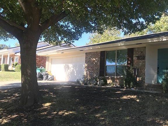 3rd image of 3720 Lawndale Ave