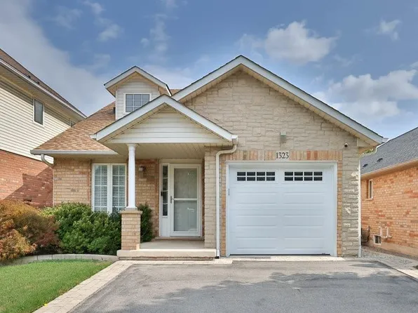 1323 Blanshard Dr, Burlington, ON L7M 4S3