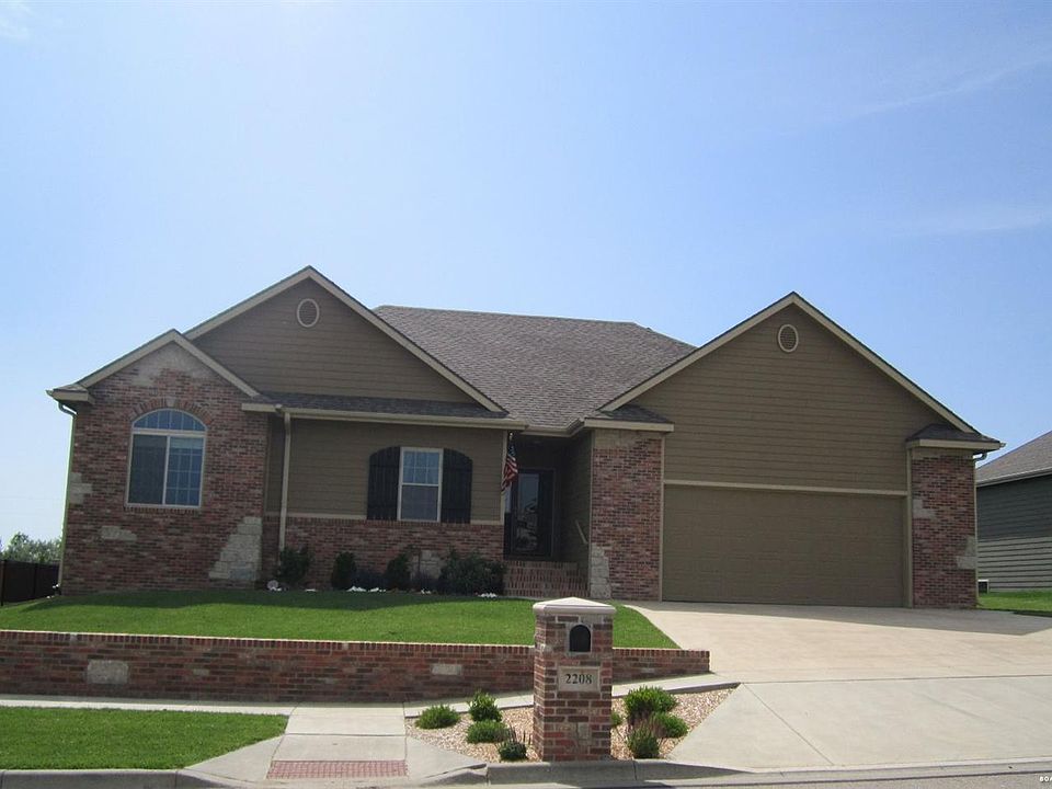 1st image of 2208 Brookefield Dr