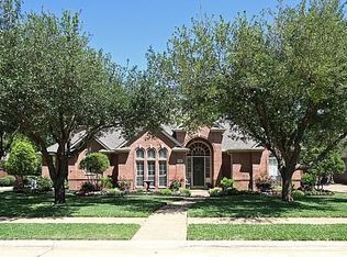 3511 Regent Dr, Grapevine, TX 76051