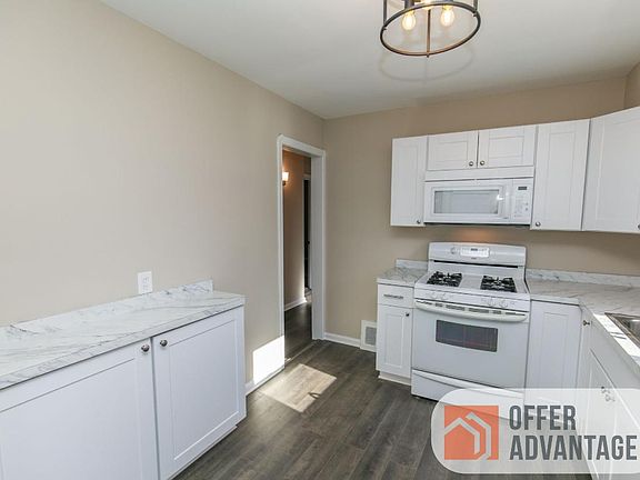 3rd image of 4403 W 57th St