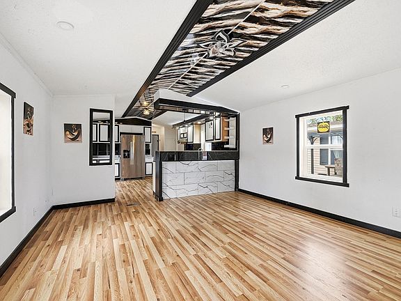 2nd image of 4412 E Mulberry St #294