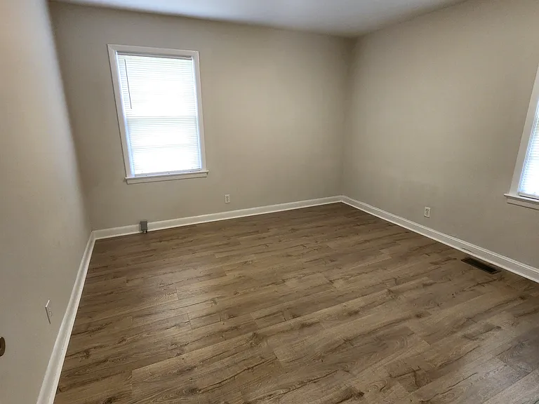 6 N Gaywood Dr — Photo 7
