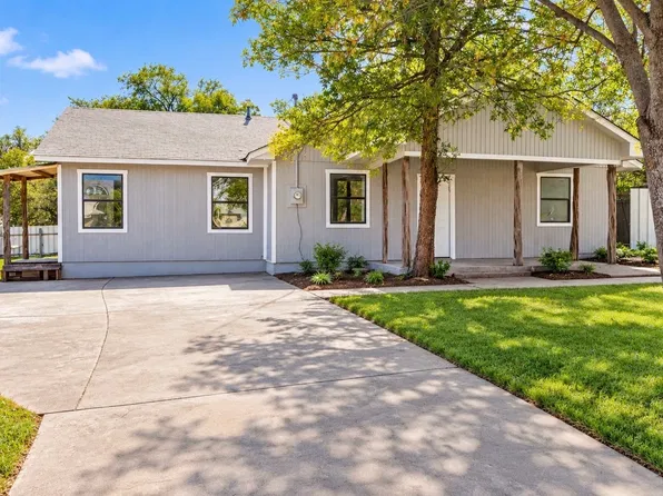 511 SW 3rd St, Mineral Wells, TX 76067