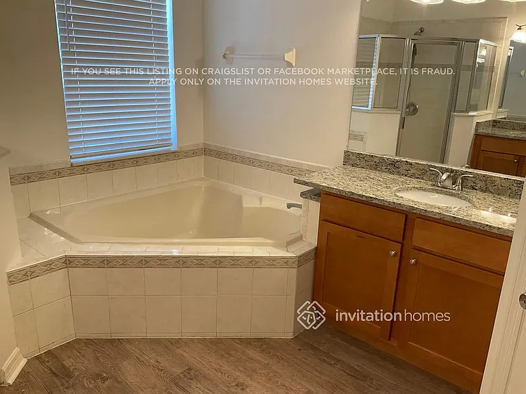 2370 Cypress Trace Cir — Photo 10
