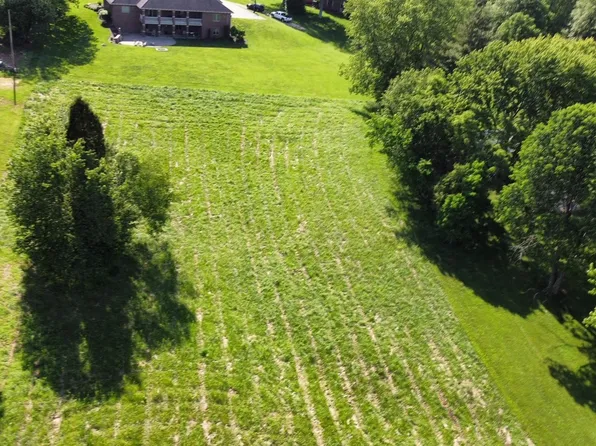N Whoderville Rd, Jasper, IN 47546