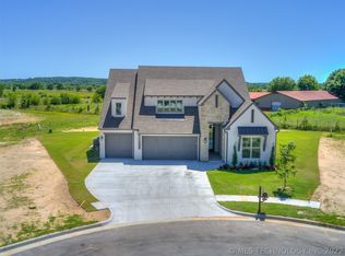 14215 S College Ave, Bixby, OK 74008