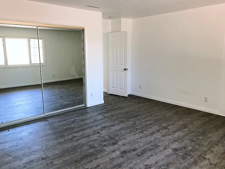 11768 Shadowglen Rd — Photo 12
