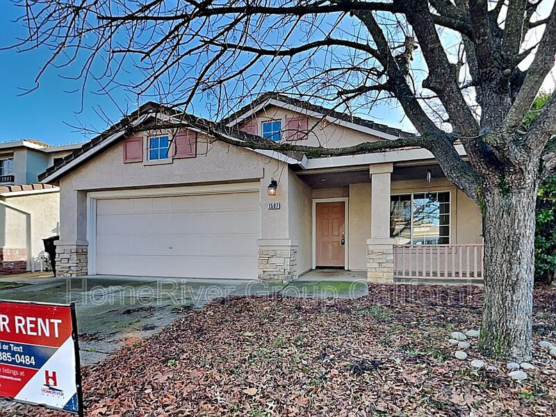 1st image of 1507 Alyssum Way