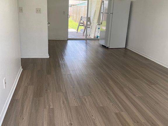 2nd image of 783 73rd Ave N