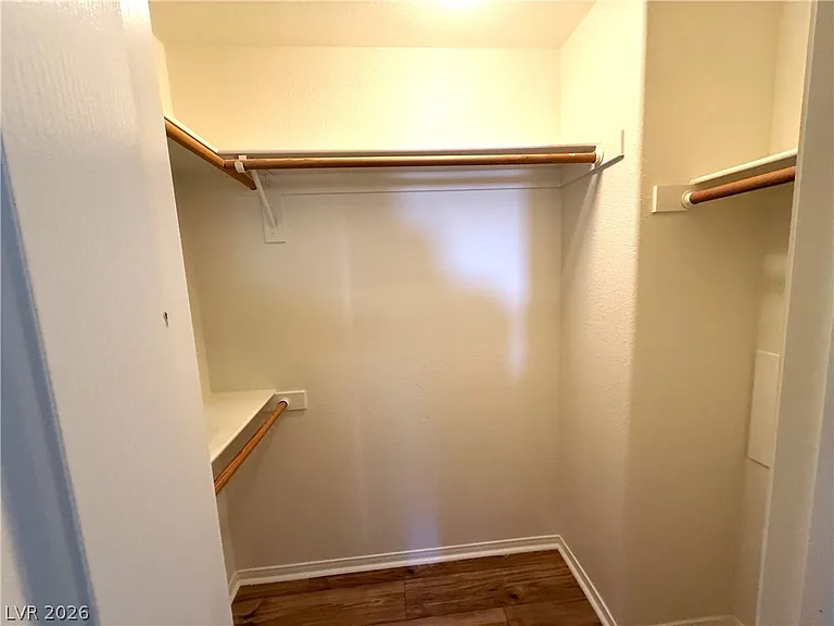 448 Comstock St — Photo 12
