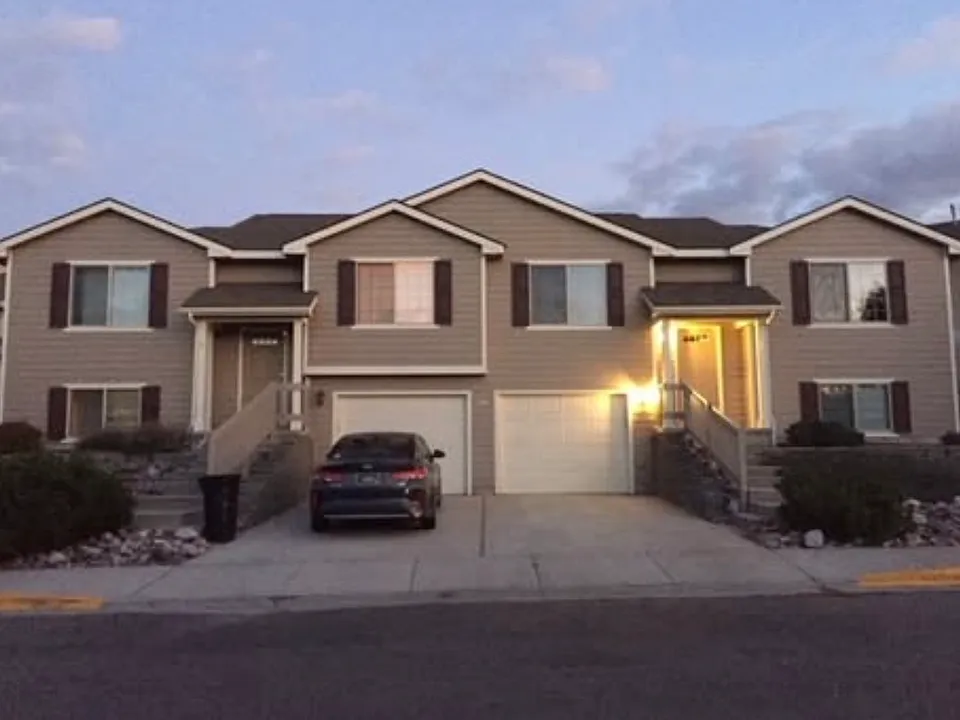 112 Amber Ct #B