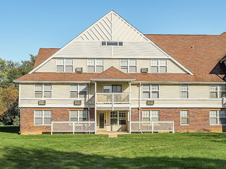 Town & Country Apartments
