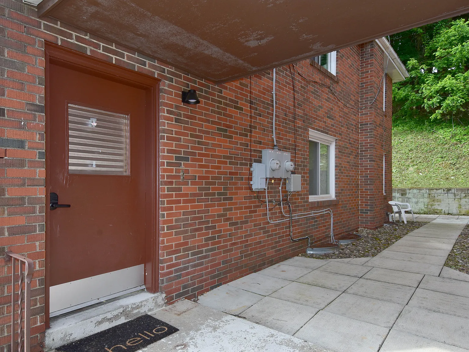 2 bed, 950 sqft, $1,095 — Photo 2