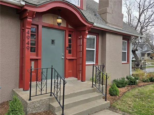 4949 Tracy Ave, Kansas City, MO 64110