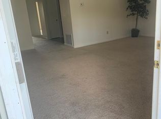 210 N Broadway St #10, Berea, KY 40403