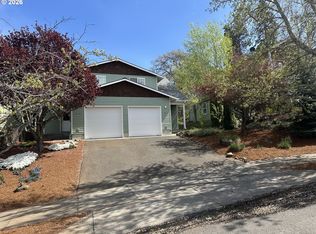 419/421 Maxs Pl, Hood River, OR