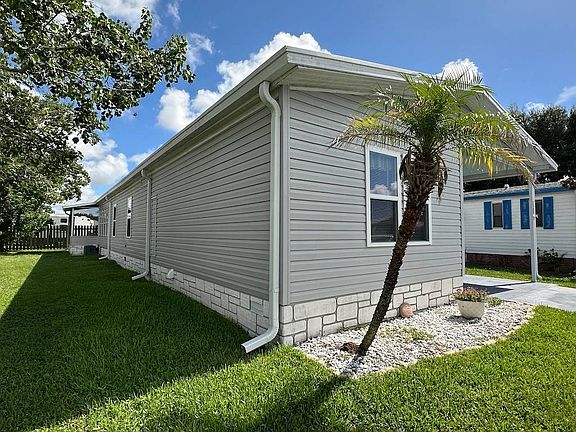 3rd image of 2480 Sunbird Pl