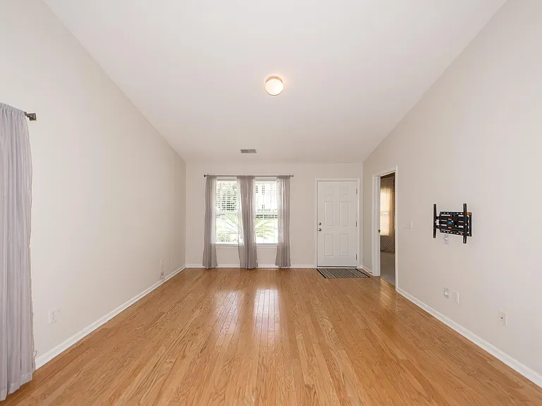 1005 Summerhaven Pl #F — Photo 19