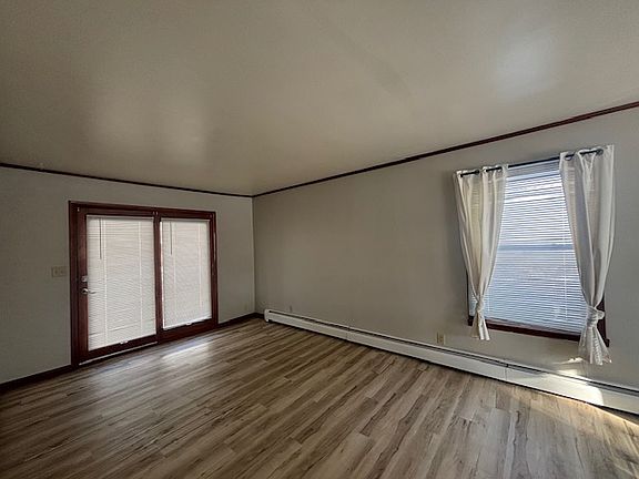 4th image of 50 W Broadway St APT 1