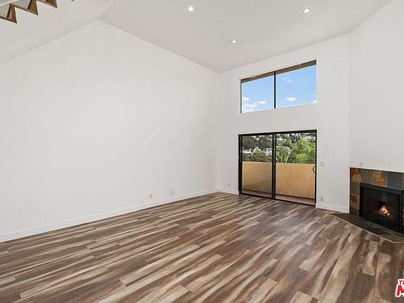 3rd image of 3712 Evans St APT 7
