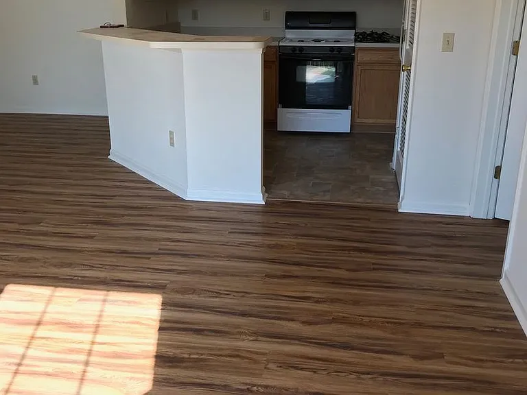 Spring Creek Apartments — Photo 80