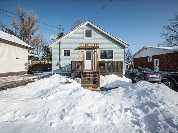 91 Purdy Ave, Moncton, NB E1C 7W1