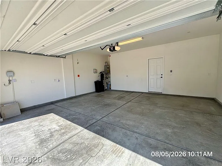 2602 Cava Tirreni St — Photo 41