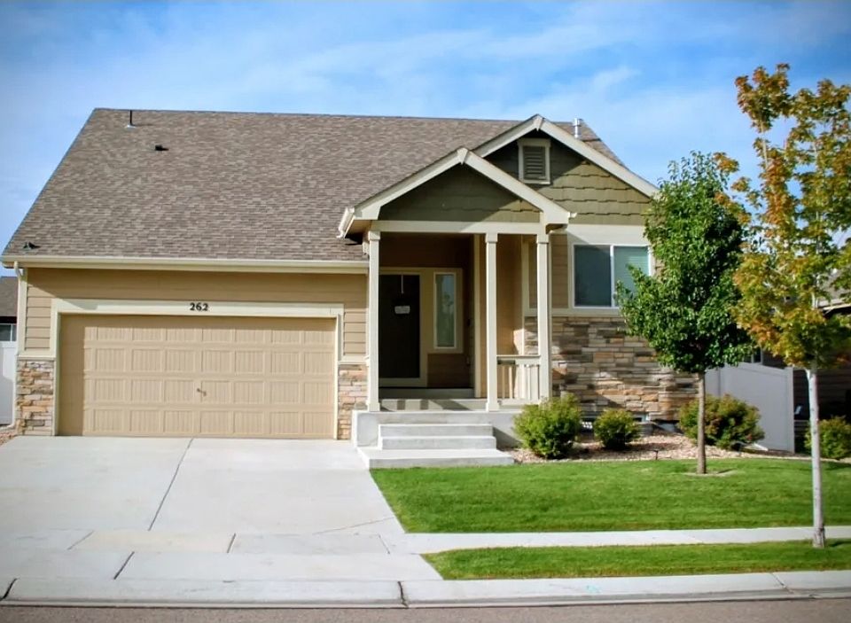 1st image of 262 Castle Dr