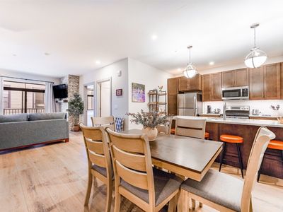 37 W 4th St #203E, Silverthorne, CO, 80498
